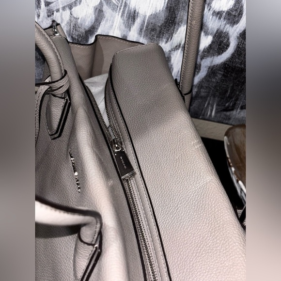Michael Kors Mercer Satchel Tote Luggage Taupe Brown Large purse Bag Zipper​ - Picture 10 of 15